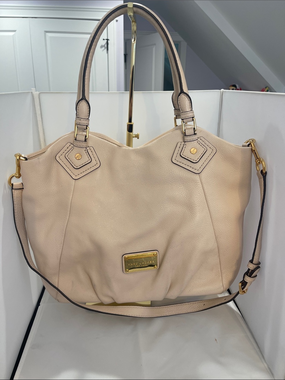 Marc Jacobs Light Beige Leather Shoulder Tote with Gold Hardware